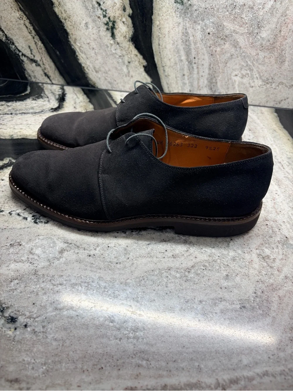 Salvatore Ferragamo Men’s Black Suede Derby Shoes 9.5 2E US 10.5 Vibram Italy